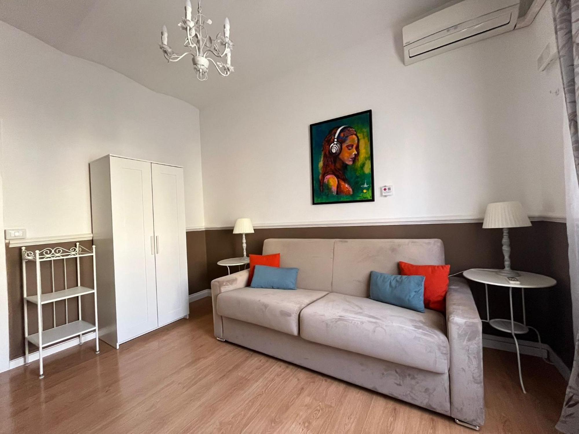 Veniero Apartment, Rome